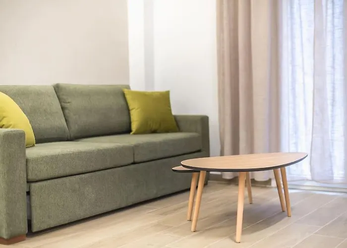 Elegant Apartment In Athens